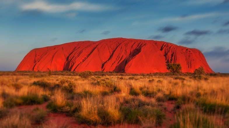 Besides getting awestruck by the beauty of the Red Rock, there are many things to do in Uluru Kata-Tjuta National Park