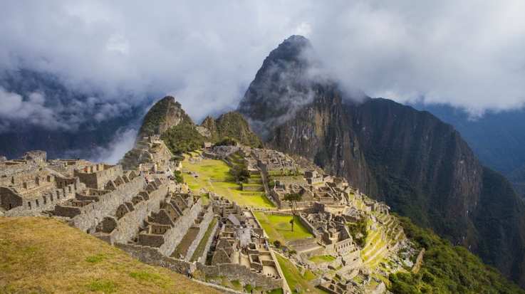 An amazing view of the Machu Picchu from the Huayna Picchu