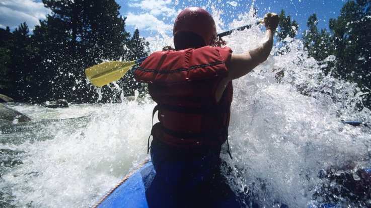 Chile has many whitewater kayaking opportunities, drawing many tourists just to kayak in Chile.