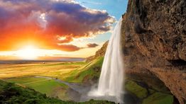 Iceland in April: Cheaper Rates, Longer Days and More!