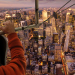 Flying over NY in Hang Glide