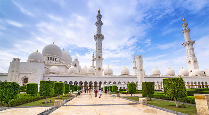 Sheikh Zayed Grand mosque, one of the largest Mosques in the world