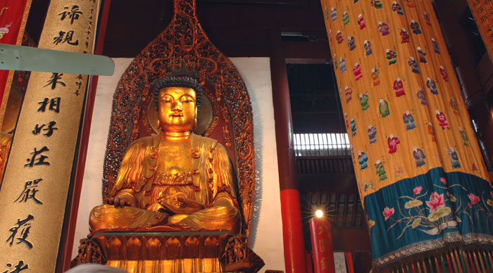 Indoor photo of Jade Buddha Temple in Shanghai