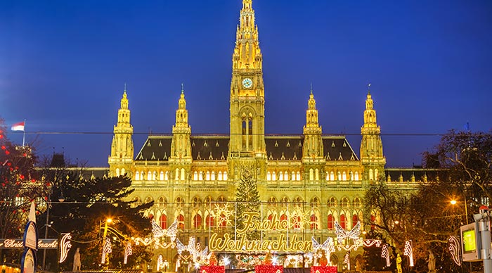 Rathaus and christmas market in Vienna
